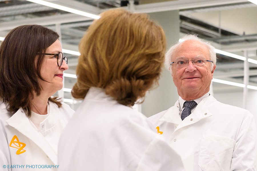 King and Queen of Sweden visit the AstraZenecas Discovery Centre In Cambridge